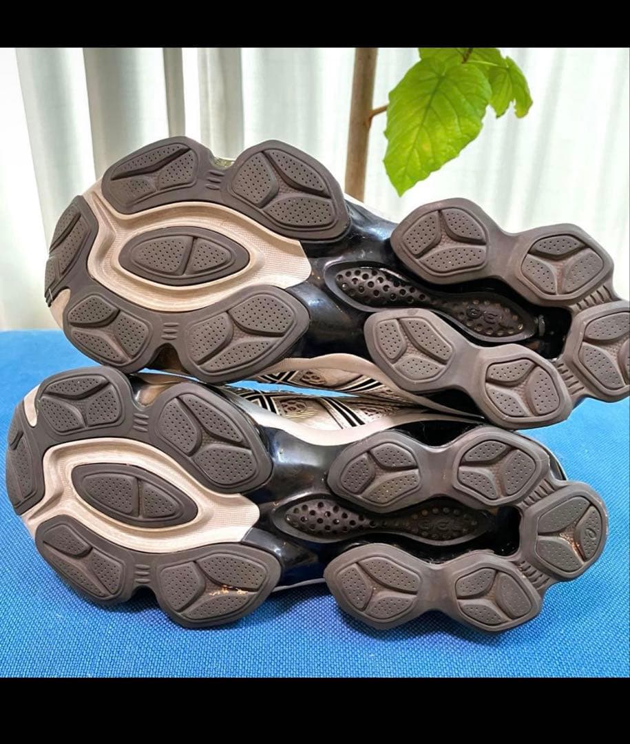 ASICS GEL-QUANTUM KINETIC ゲルクォンタムキネティック