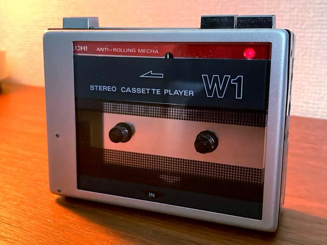 【ビンテージ】　カセットプレーヤー　日立　W1 CP-1
