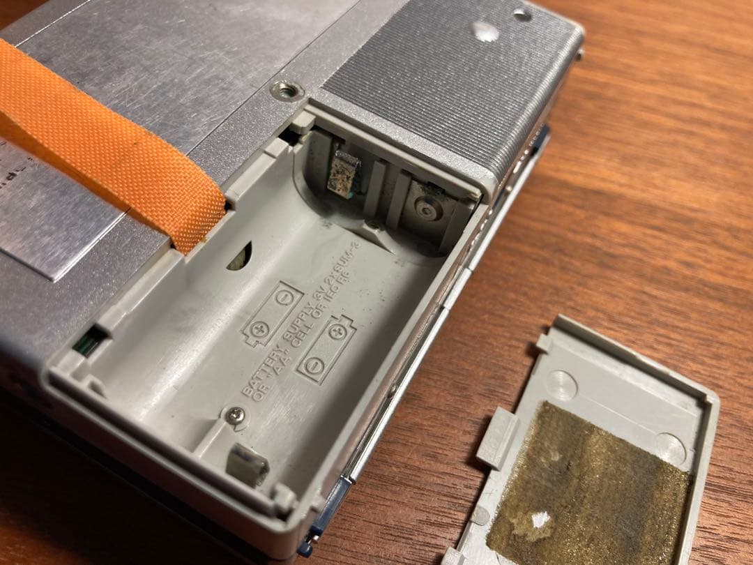 【ビンテージ】　カセットプレーヤー　日立　W1 CP-1