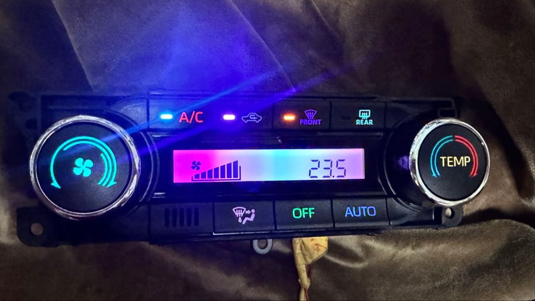 A200 ロッキー A210 ライズ レインボーLED打ち替え済みエアコンパネル