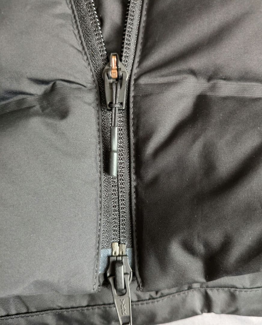 Y-３ ワイスリー ダウンベスト ロゴ Mサイズ CLASSIC PUFFY