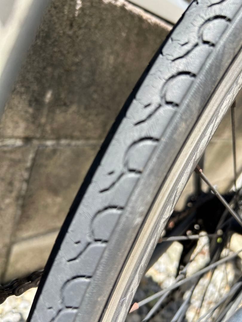 クロスバイク グレー レバー式ブレーキ