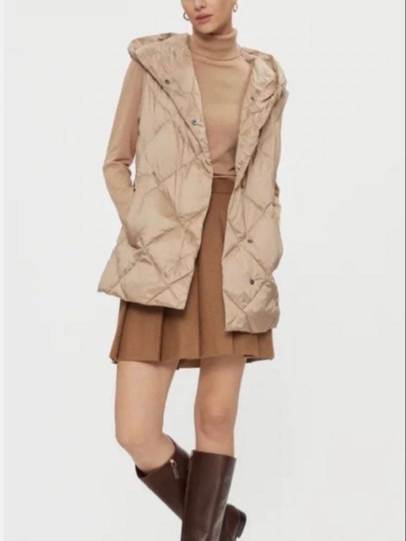 ほぼ未使用✨ マックスマーラ ダウンベスト 2023AW ベージュ 36 丈長め