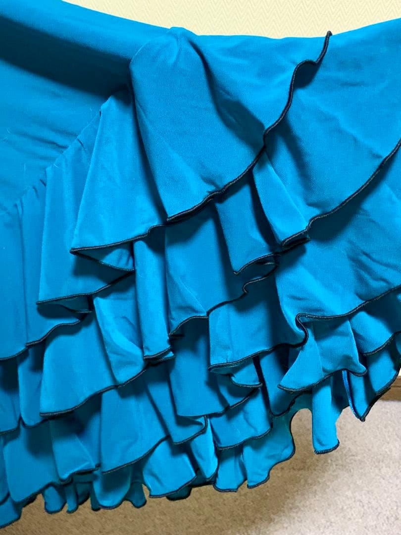 フラメンコ衣装ソニアジョーンズファルダ➕フリルブラウス上下　ターコイズ