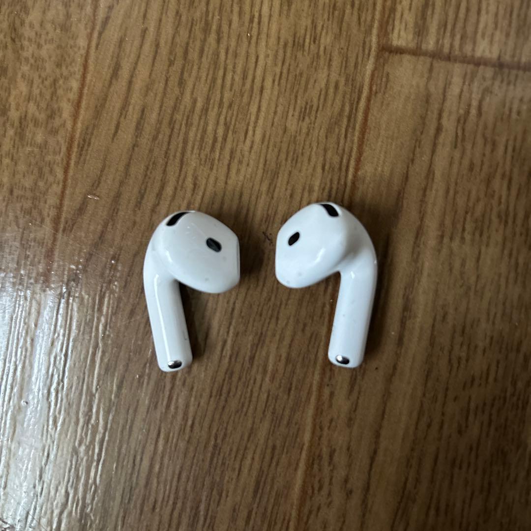 J*よ様 AirPods 4 アクティブノイズキャンセリング搭載 正規品 値下げ
