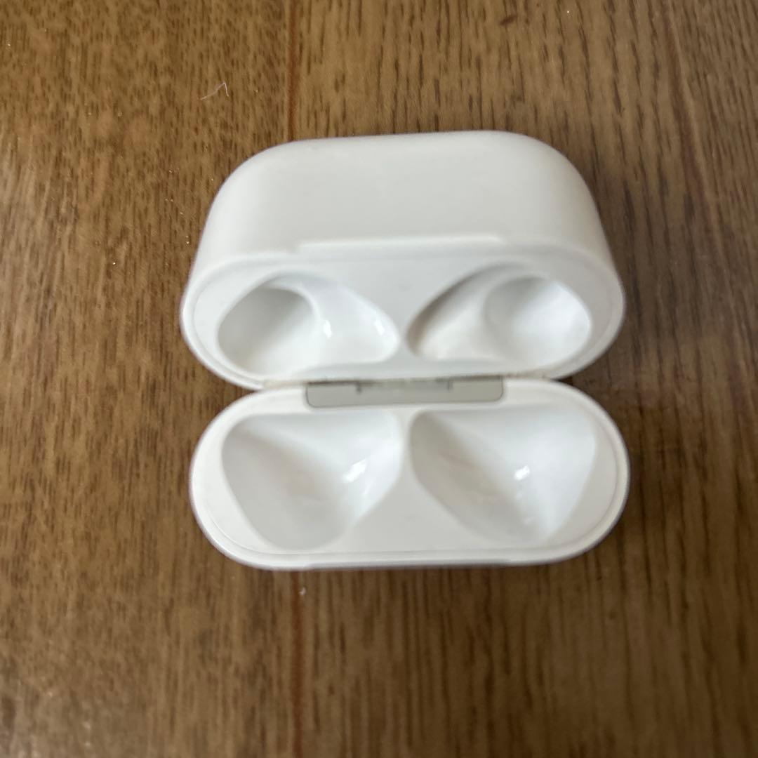 J*よ様 AirPods 4 アクティブノイズキャンセリング搭載 正規品 値下げ