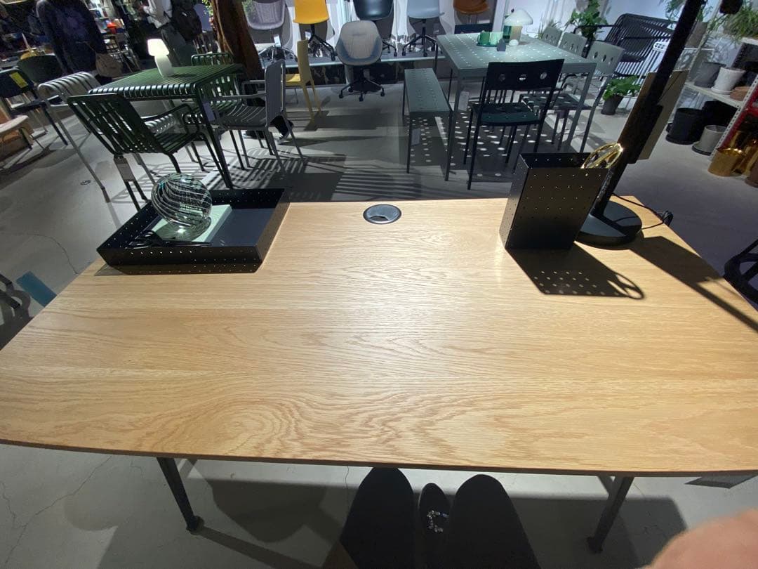 HAY ピラミッドデスク