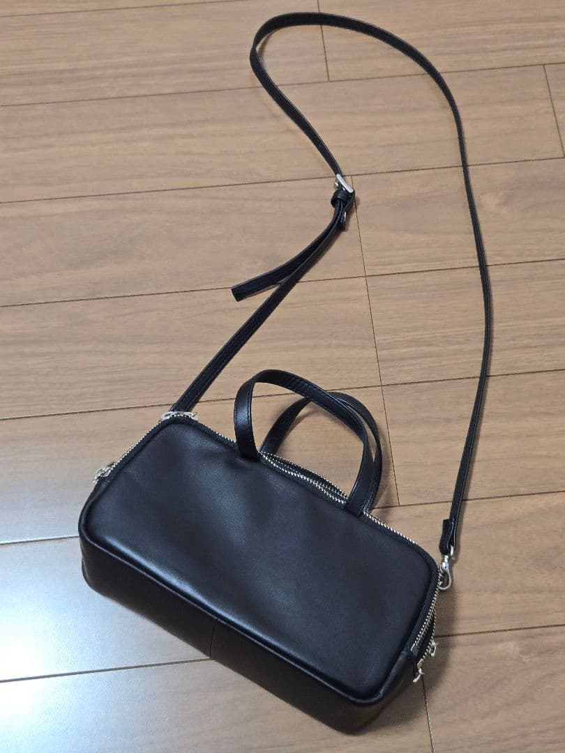 カワカワ　kawakawa　スクエアポシェット　ショルダーバッグ