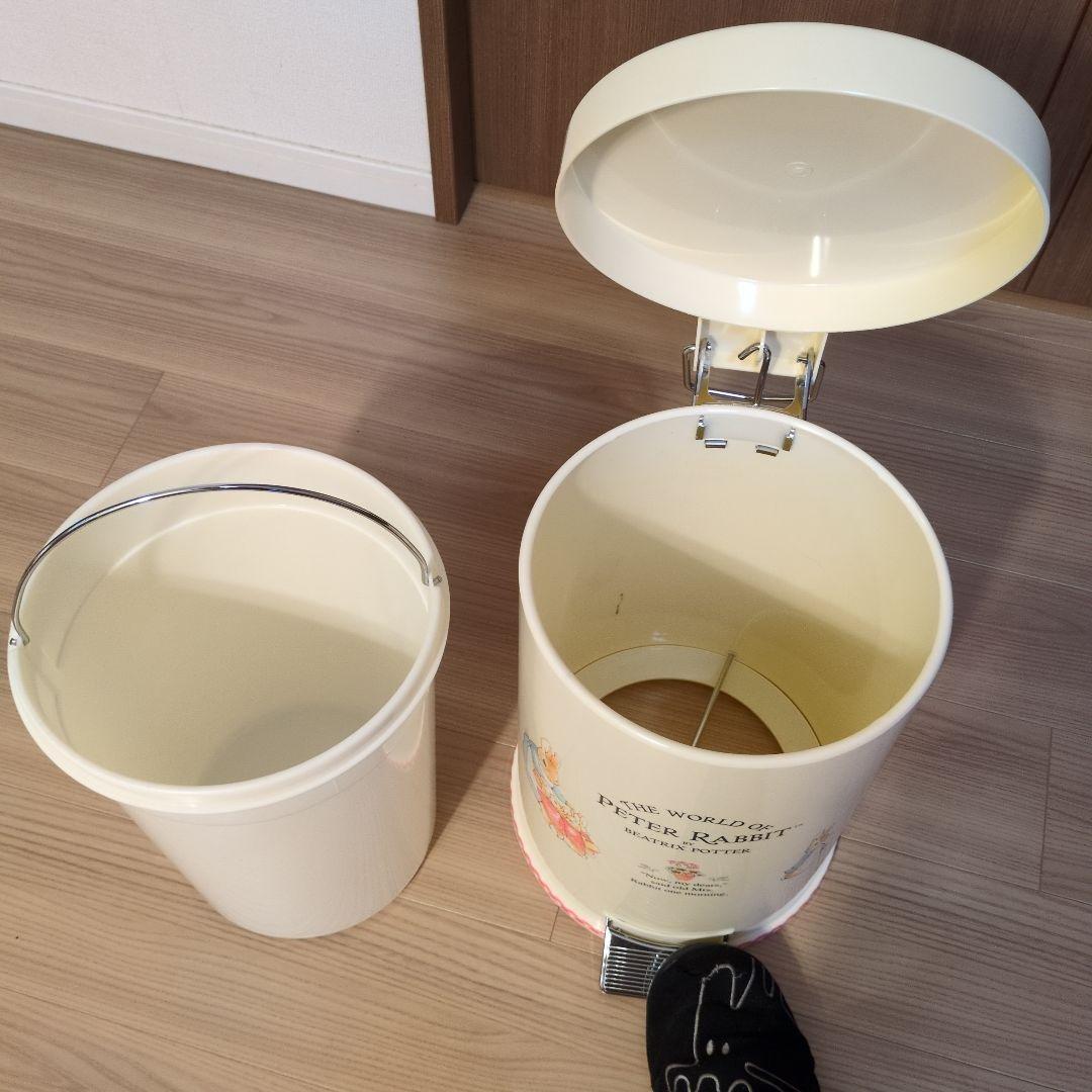【廃盤品】ピーターラビット ペダル式ダストボックス 積水ゴミ箱