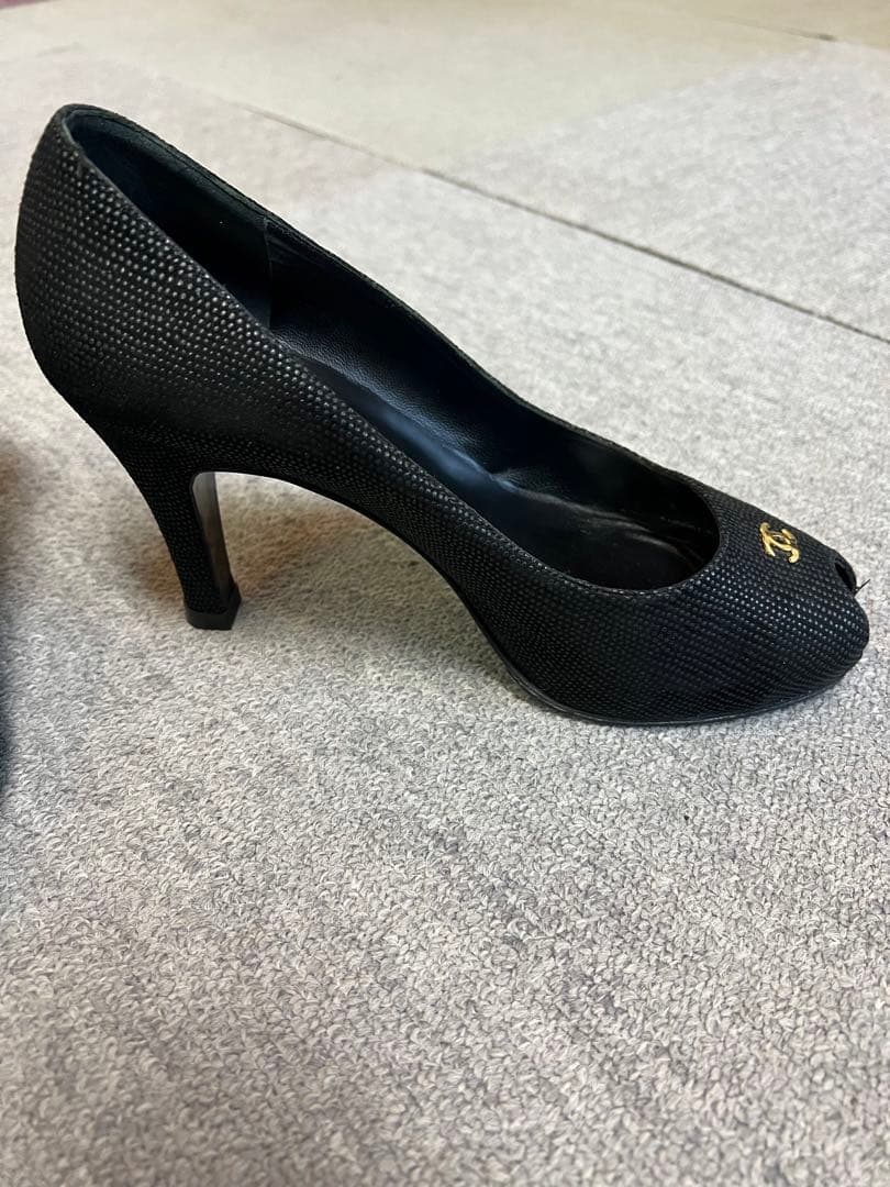 シャネルパンプス