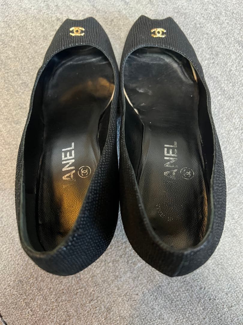 シャネルパンプス