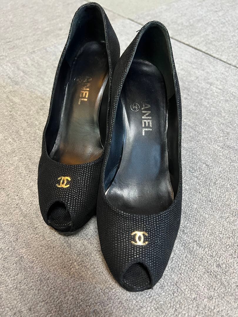 シャネルパンプス