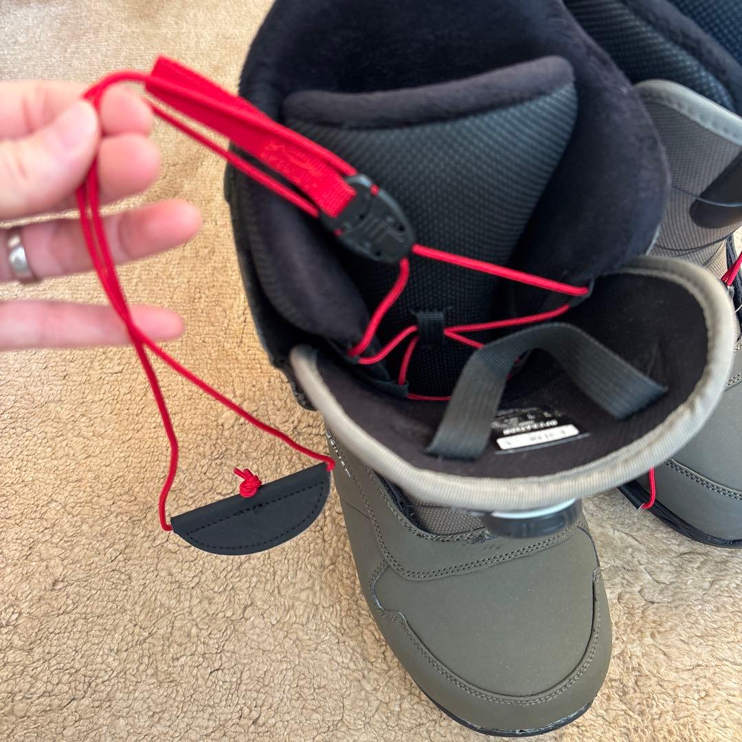 超美品 2024 zuma ダイヤル式 スノーボードブーツ 26cm