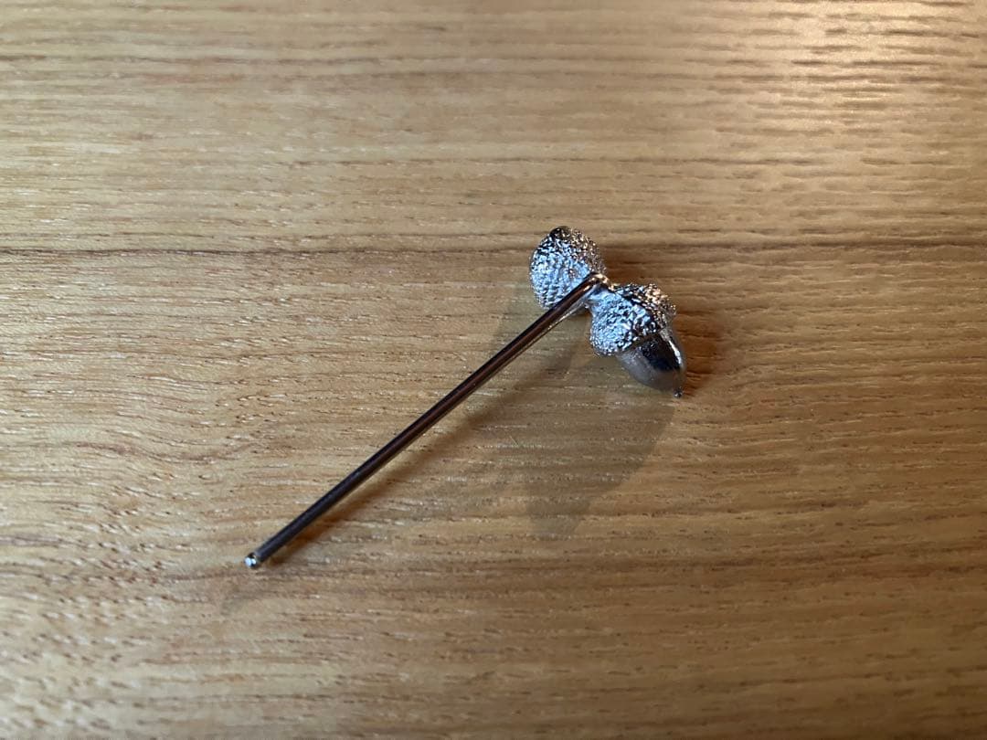 未使用品　ミナペルホネン　donguri どんぐり　ヘアピン　2ヶセットで