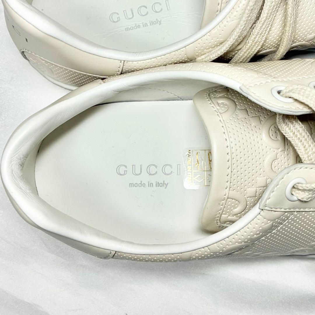 【未使用級】　GUCCI グッチ　GGエンボスロゴ　スニーカー　レディース　24