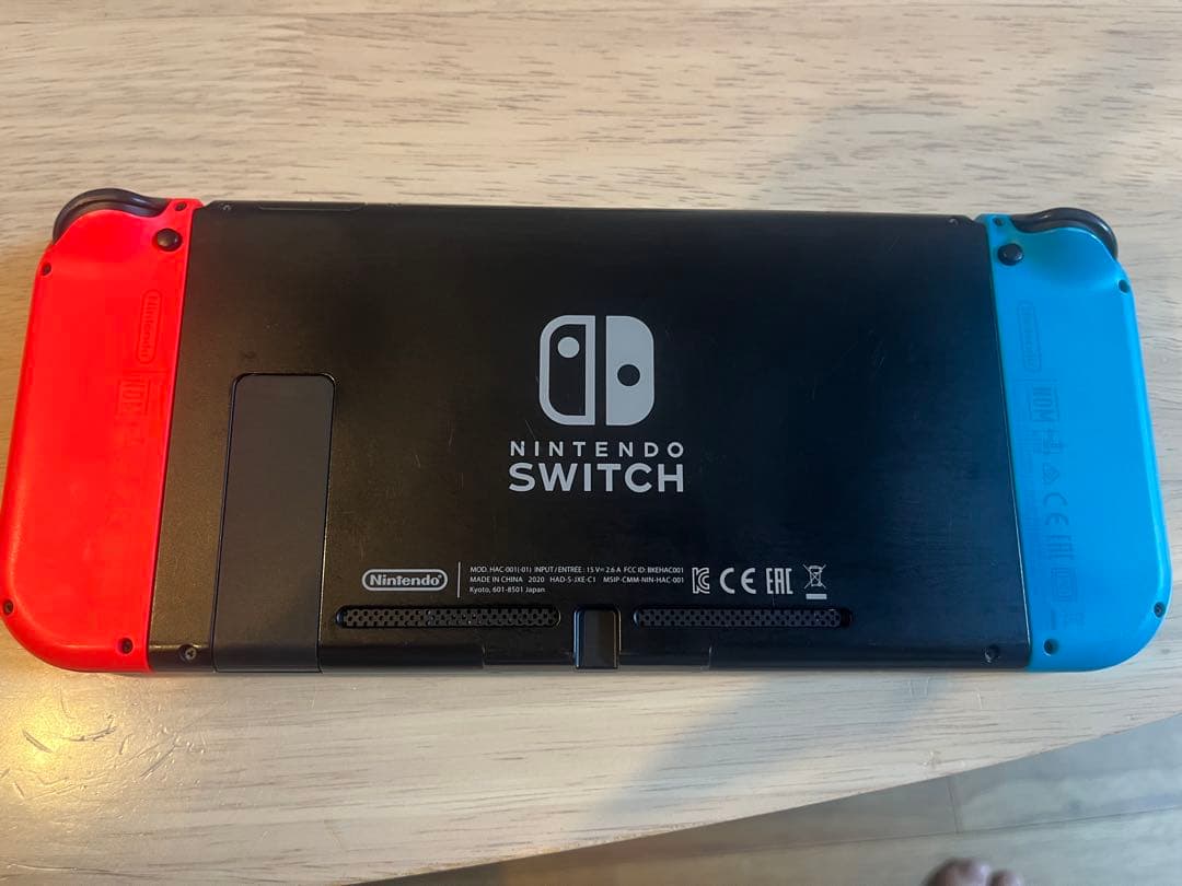 【美品】Nintendo Switch 本体（バッテリー強化版）2021年購入