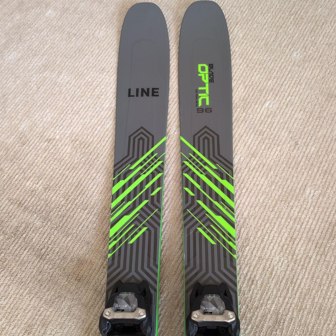LINE2023年BLADEスキー板