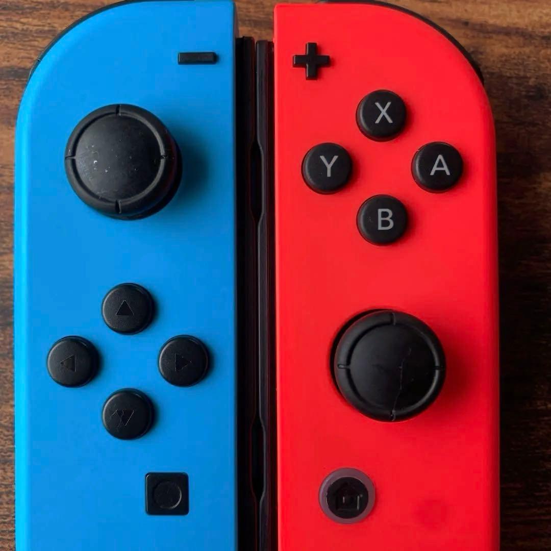 【動作確認済】Nintendo Switch 本体セット　グリップ