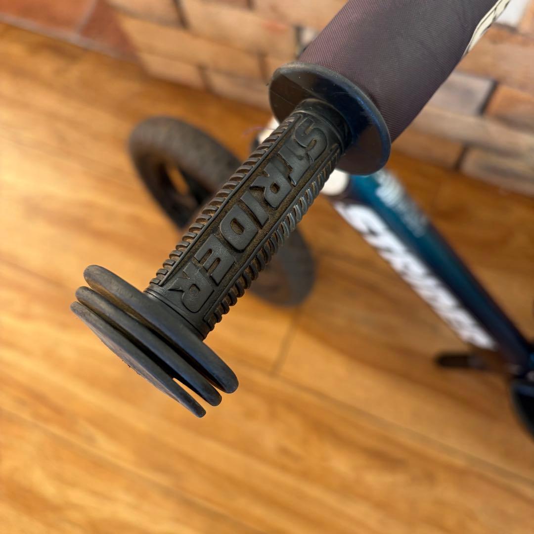 希少カラー ストライダー STRIDER PRO 12インチ メタリックアクア