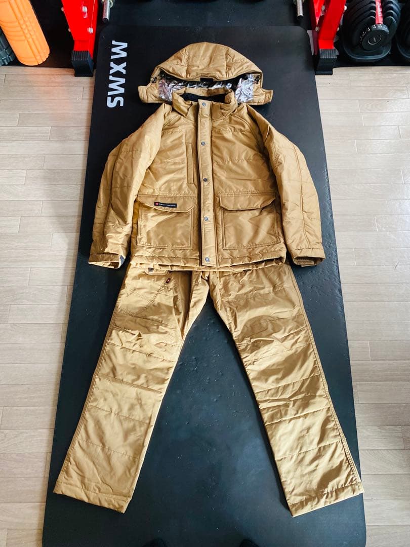 ☆大人気☆ BURTLE バートル　防寒防風　上下セット　L size