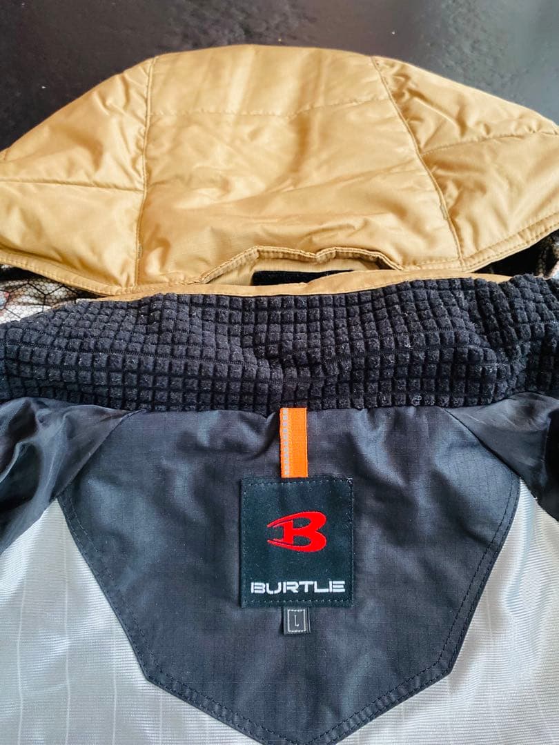 ☆大人気☆ BURTLE バートル　防寒防風　上下セット　L size