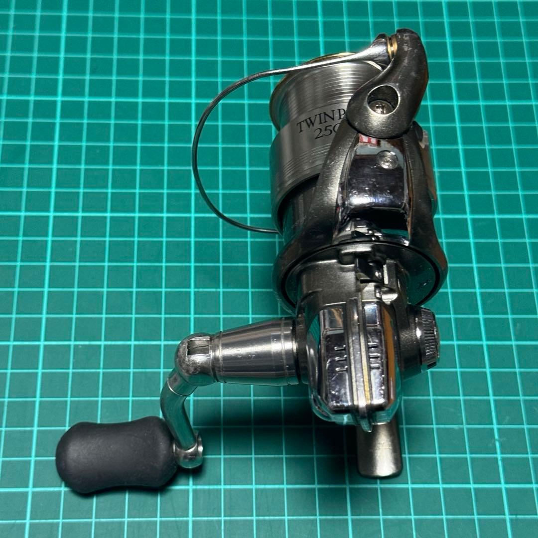 シマノ 05 ツインパワー 2500S