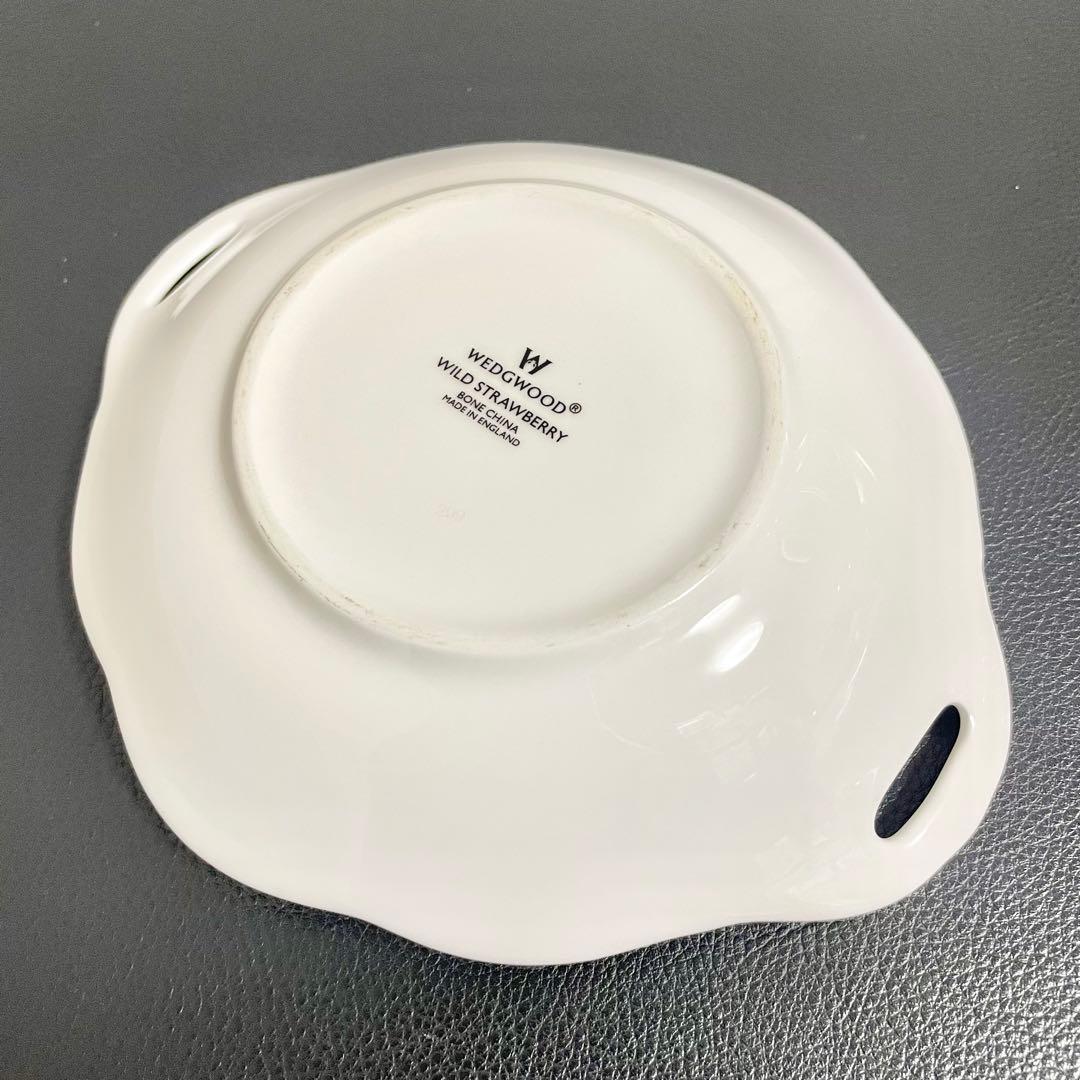  ウェッジウッド ワイルドストロベリー 中皿+ウィンザートレイ