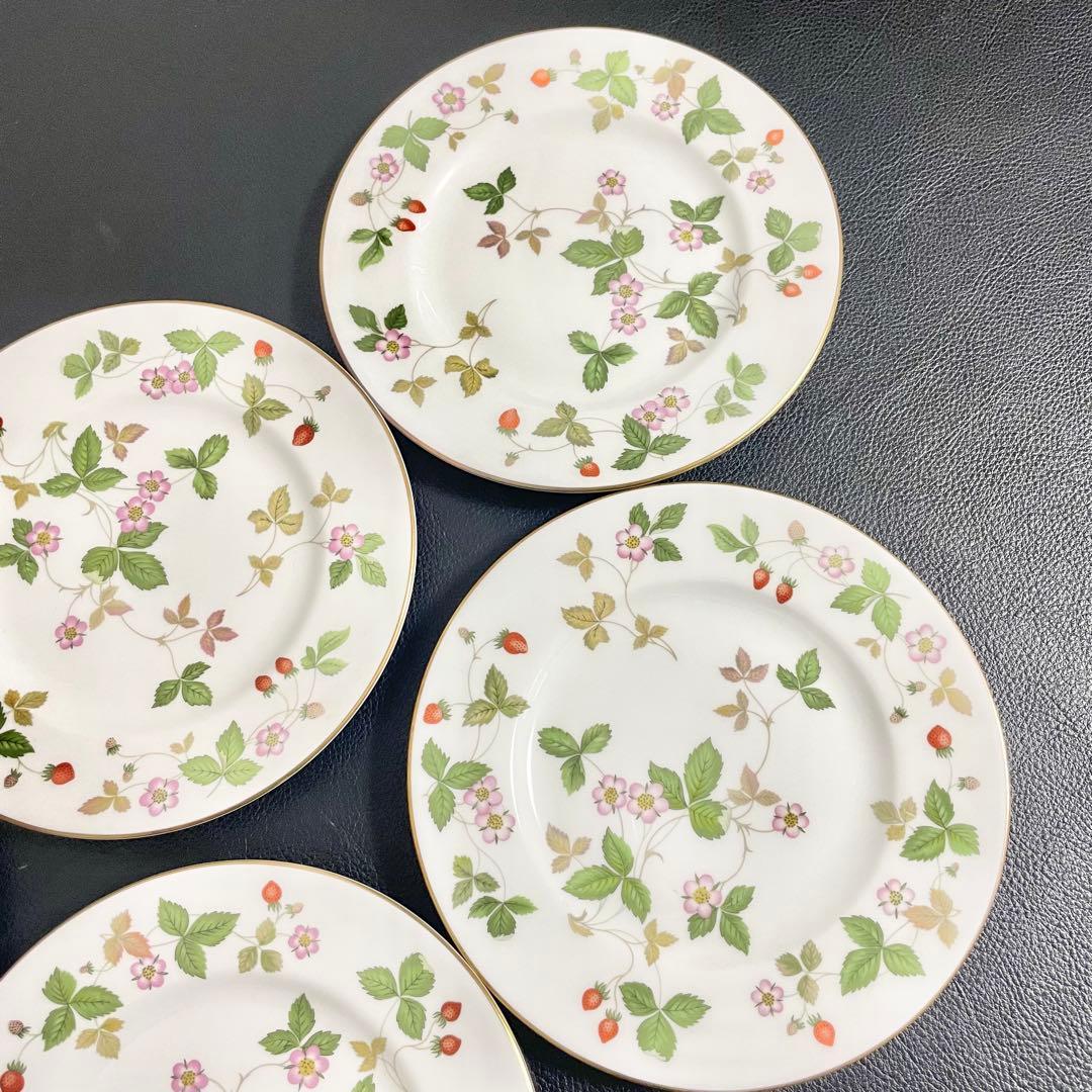  ウェッジウッド ワイルドストロベリー 中皿+ウィンザートレイ