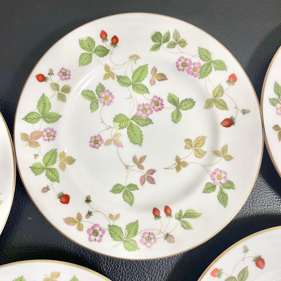  ウェッジウッド ワイルドストロベリー 中皿+ウィンザートレイ
