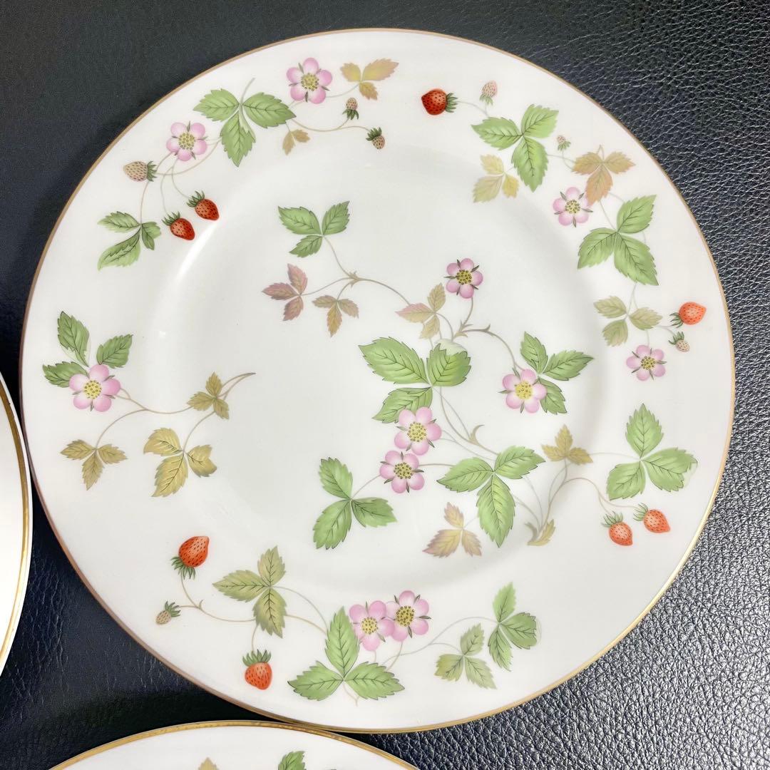  ウェッジウッド ワイルドストロベリー 中皿+ウィンザートレイ