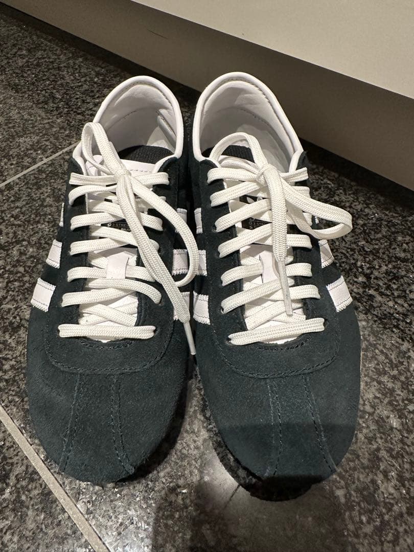 adidas TOKYOトーキョー