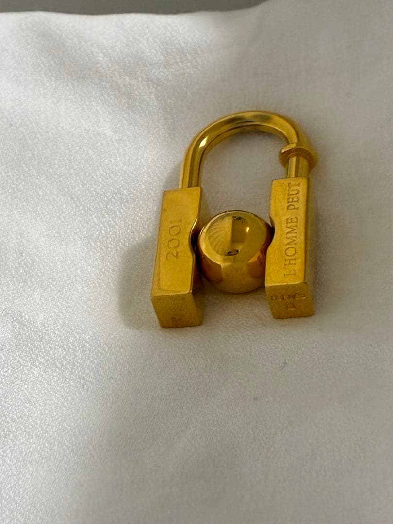 HERMES エルメス カデナ 2001年 限定 地球 ゴールド