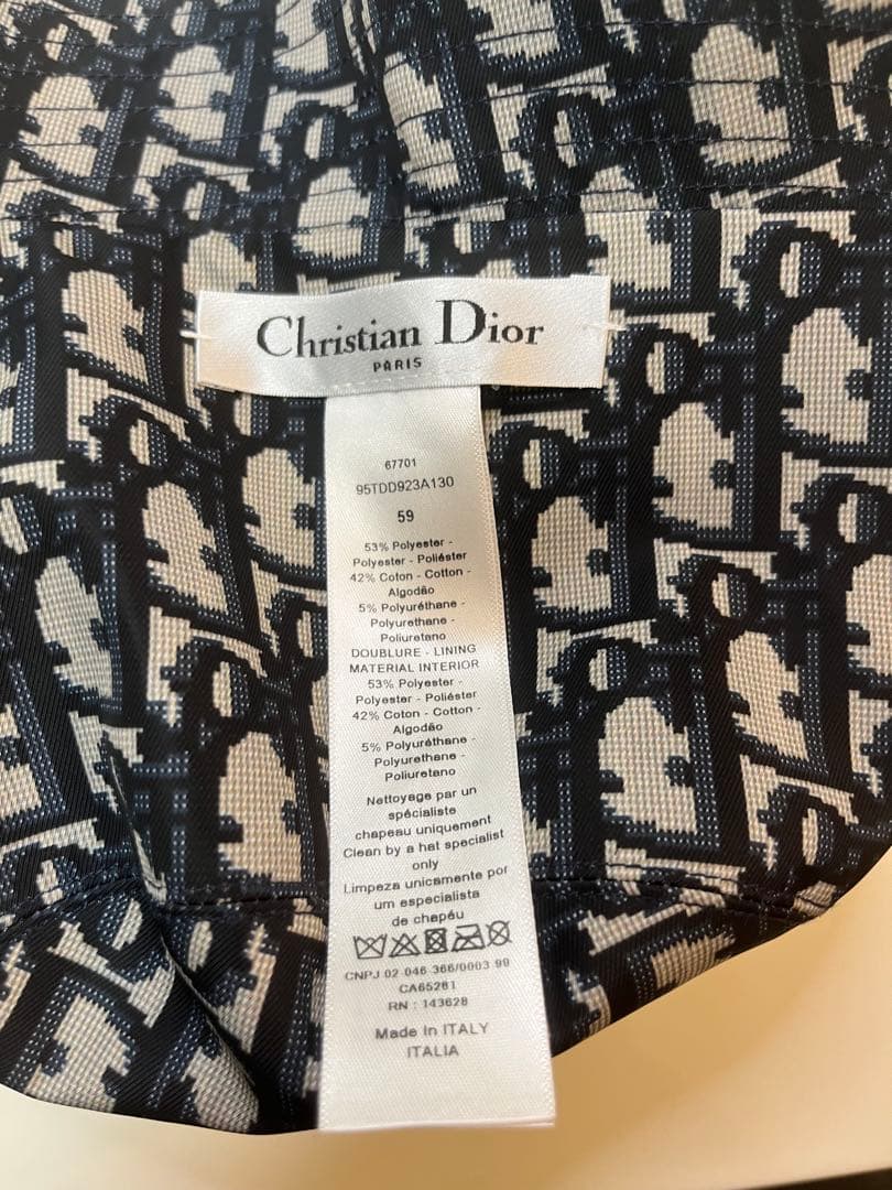 【美品】Dior Teddy-D ボブハット　バケハ　帽子　ネイビー