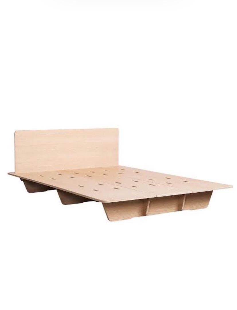 値下げ♡ コアラマットレスクイーンベッドフレーム 取りに来て頂ける方安いです！