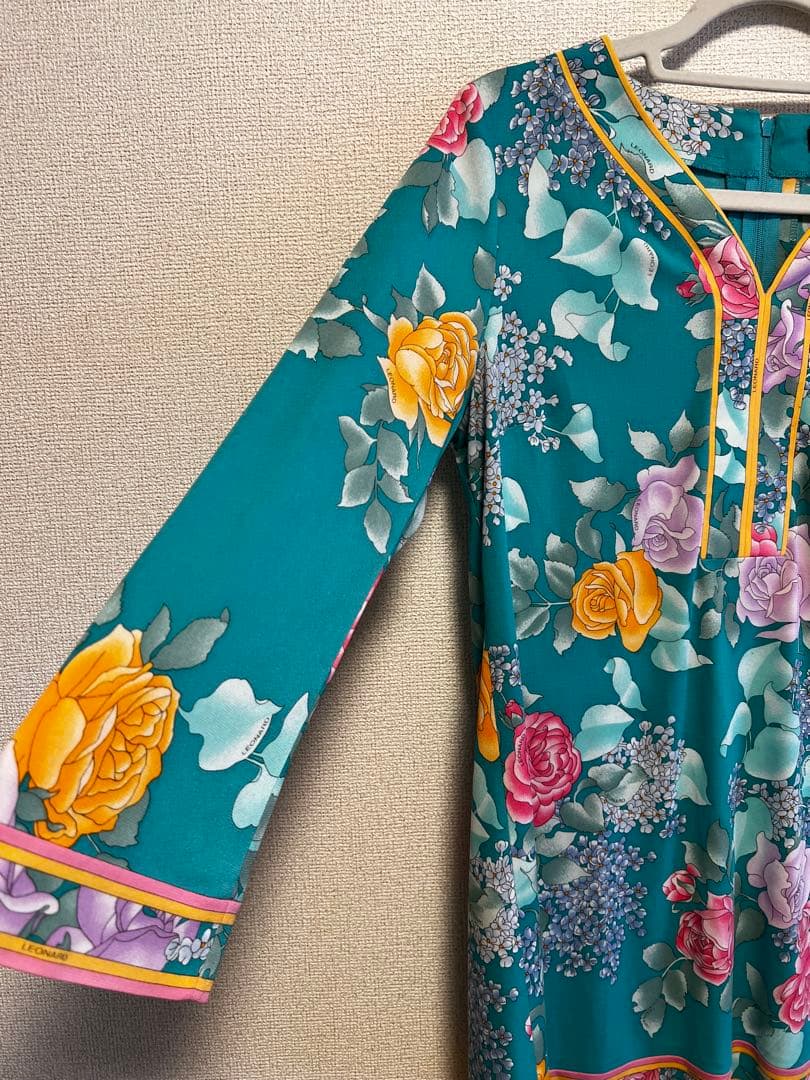 LEONARD ターコイズ フラワープリント チュニック