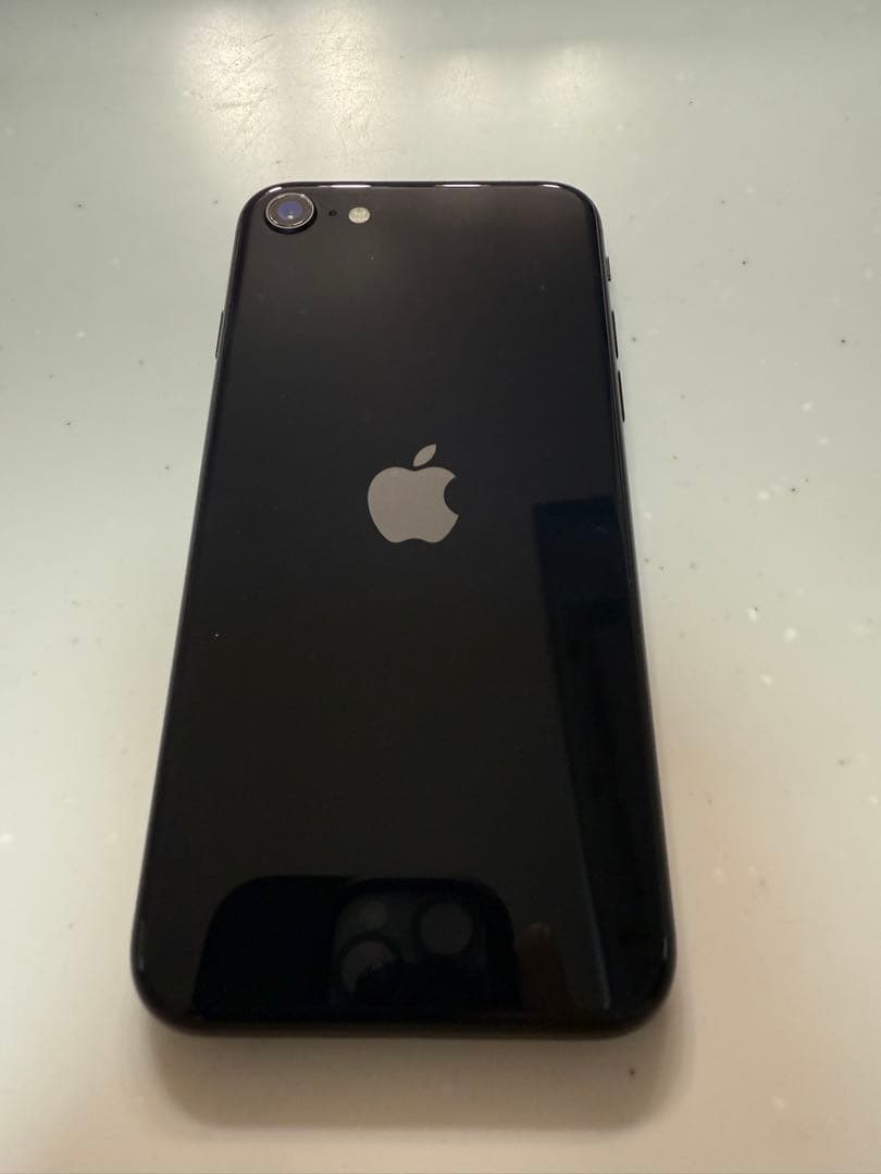 iPhone SE3 (第三世代) 64GB 黒 美品