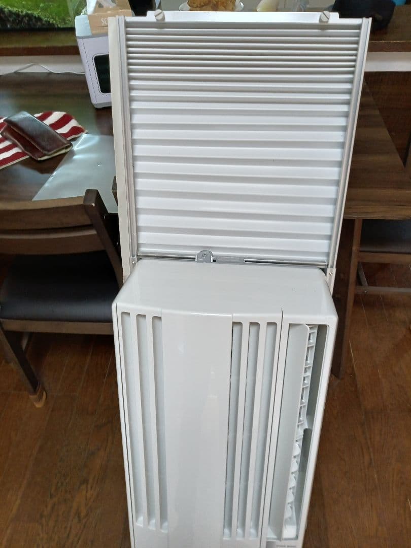 お近くなら無料配送！美品！ 2022年製‼️コロナ窓用エアコン