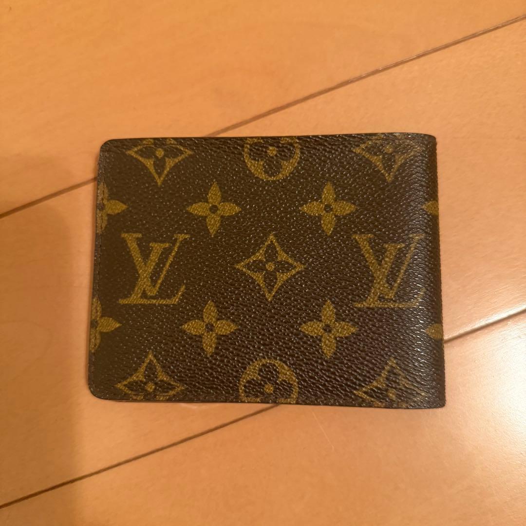 ルイヴィトン　ポルトフォイユ　ミュルティプル　折財布　モノグラム　レザー