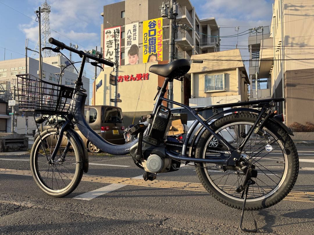 中古20㌅Panasonic電動アシスト自転車　8Ah 大阪　036番