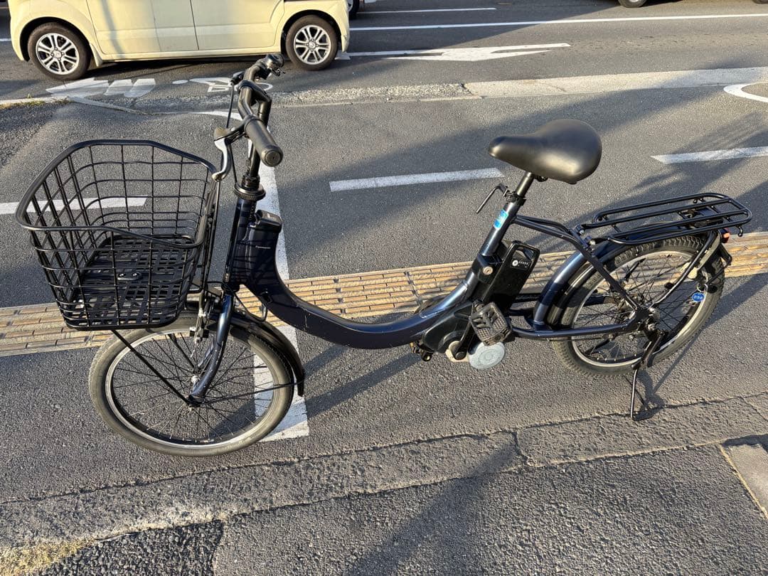 中古20㌅Panasonic電動アシスト自転車　8Ah 大阪　036番