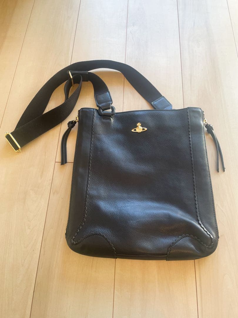 Vivienne Westwood レザートートショルダーバッグ