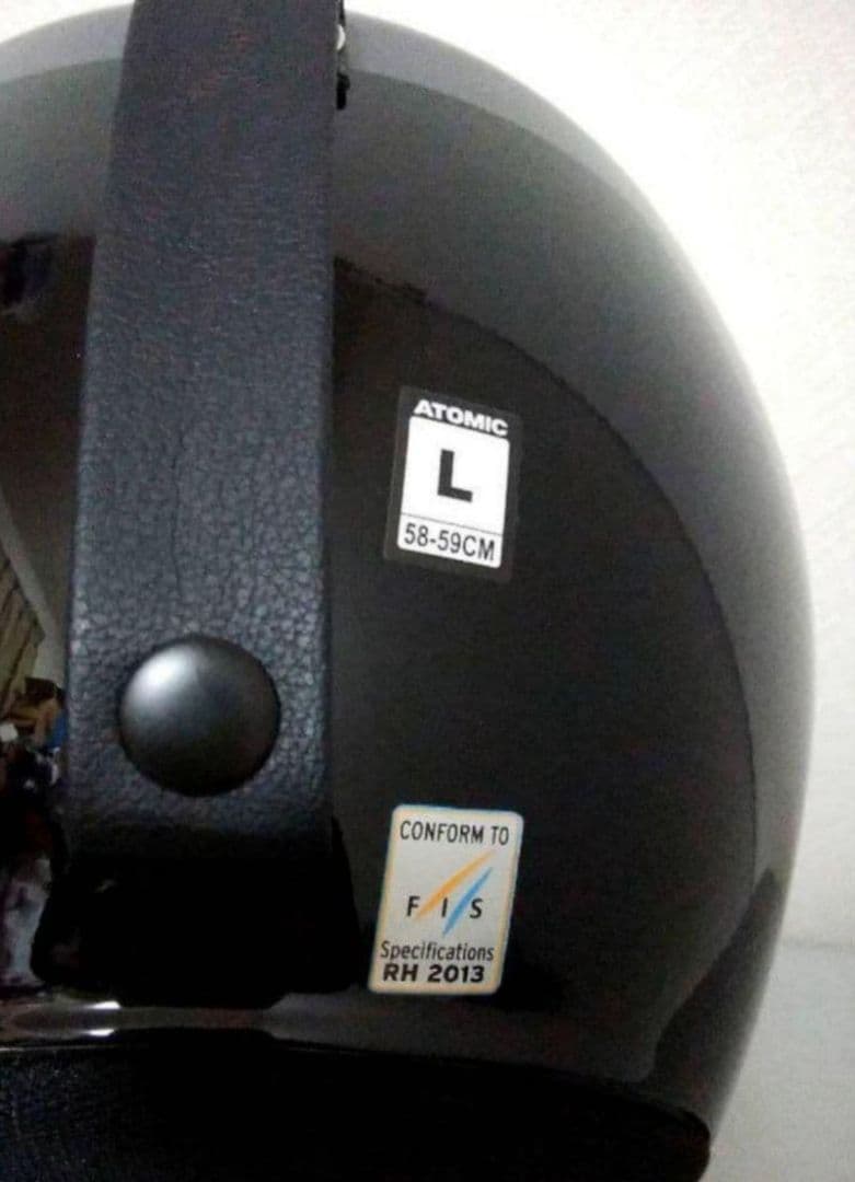 未使用保管品 Atomic アトミック FIS 対応ヘルメット サイズ L