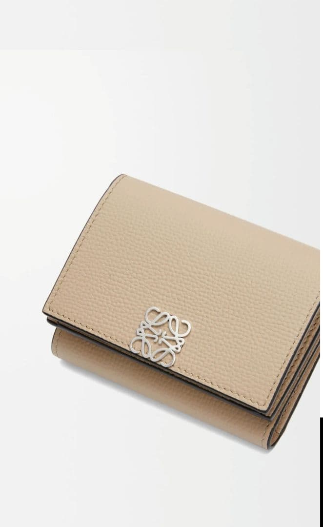 @mama☆新品未使用☆LOEWE アナグラムトライフォールド