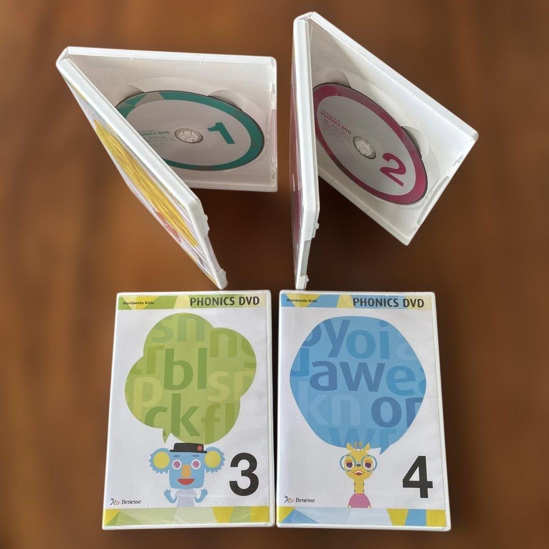 Worldwide Kids フォニックスワークブックとDVD４枚セット