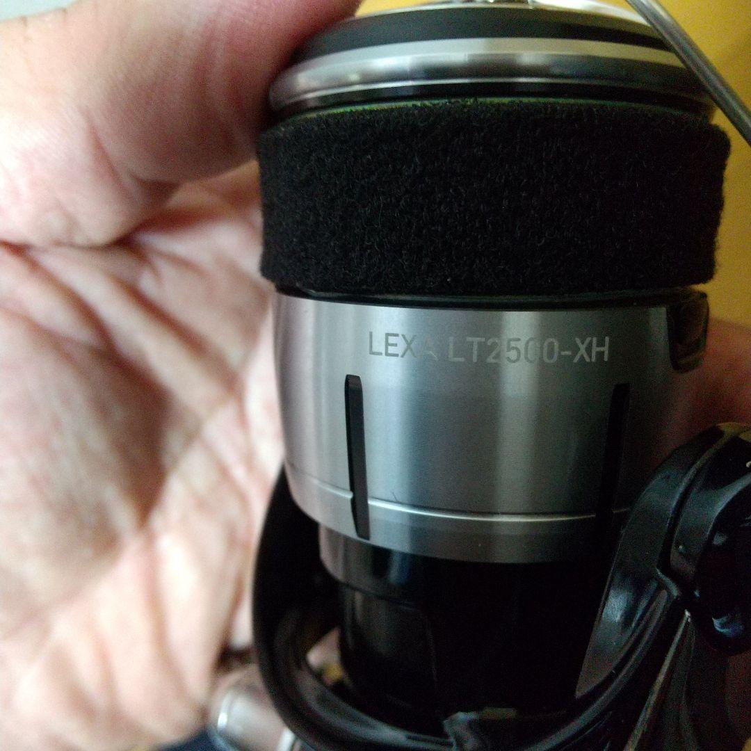 ゆ*う様 Daiwa スピニングリール ブラック/シルバー