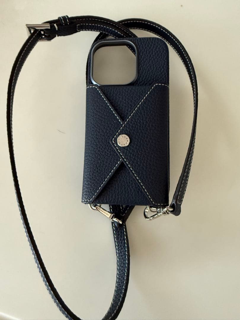 ネイビー レザー　ボナベンチュラiPhone16プロケース とカードケース