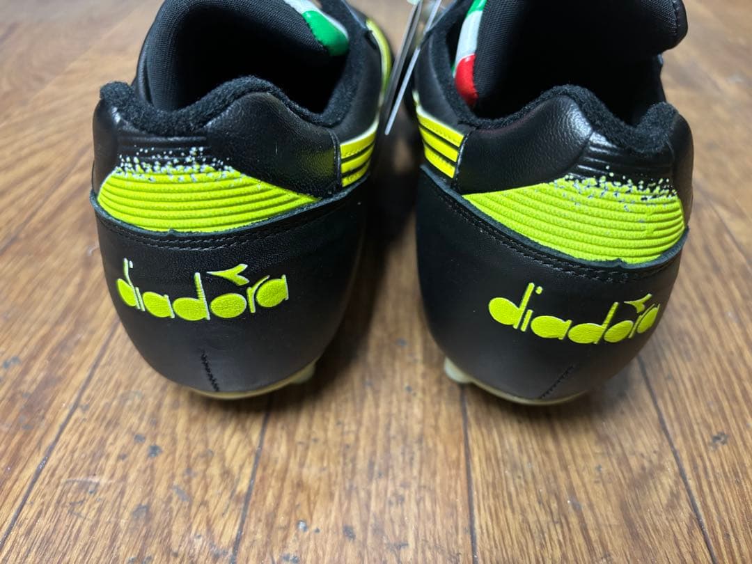 ディアドラ　コモ MD PRO ロベルトバッジョ　25cm サッカースパイク