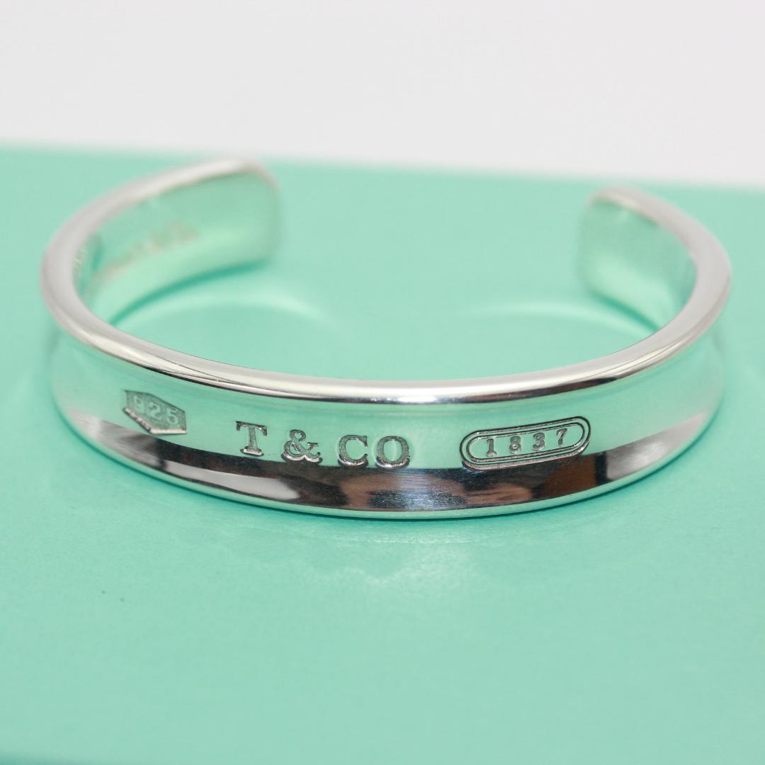美品 Tiffany&Co. ティファニー ナロー カフ シルバー バングル