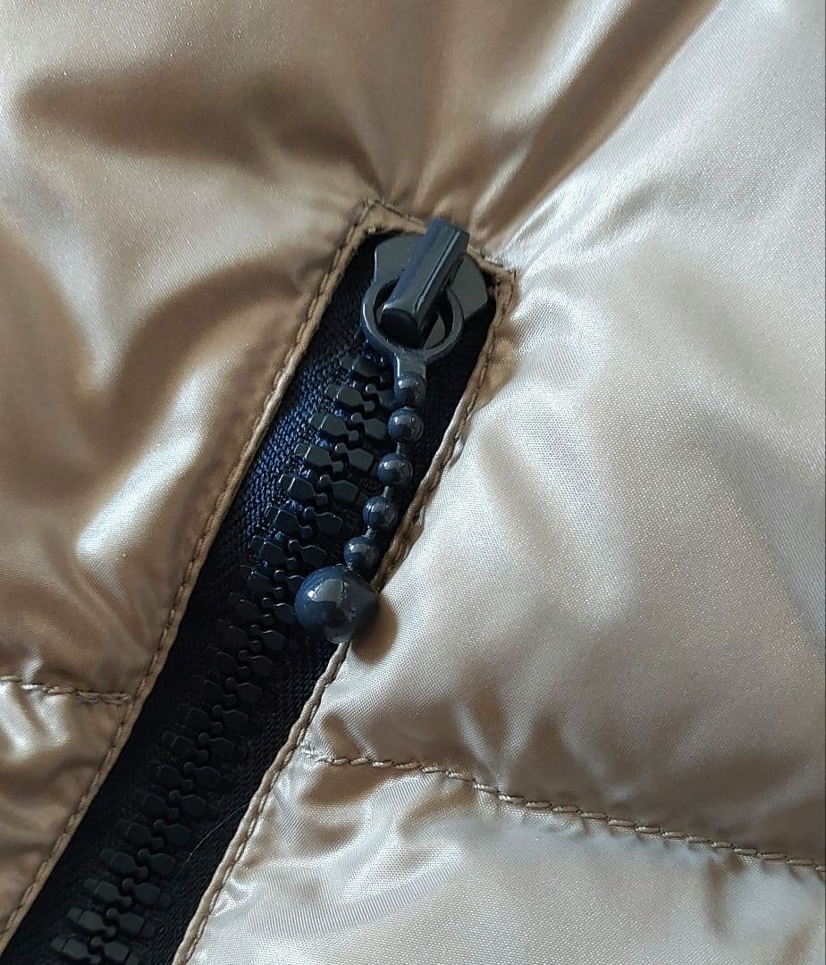 美品☆DUVETICA☆ダウンベスト☆44