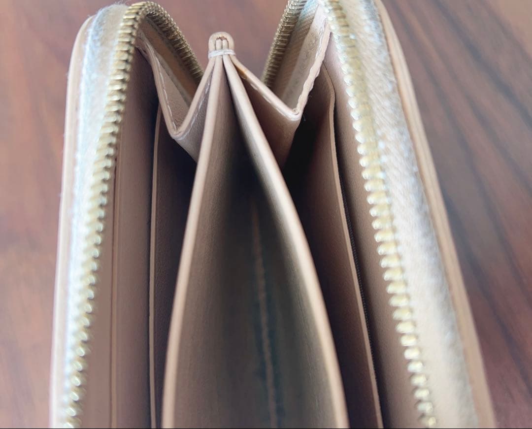 ボッテガヴェネタ ミニ財布　ラウンドジップ イントレチャート